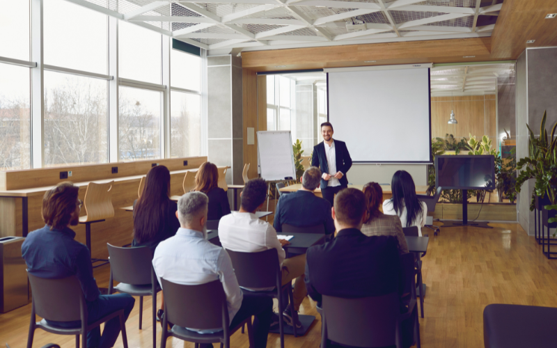 Divulgazione su misura incontri e networking con il Consorzio Physis